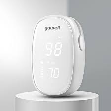 Fingertip pulse oximeter.